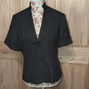 Beautiful short sleeve vintage blazer